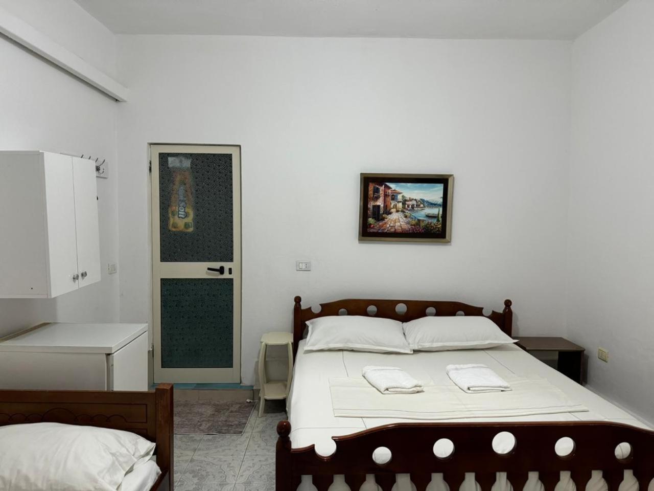 Guesthouse Novi ดูร์เรส ภายนอก รูปภาพ