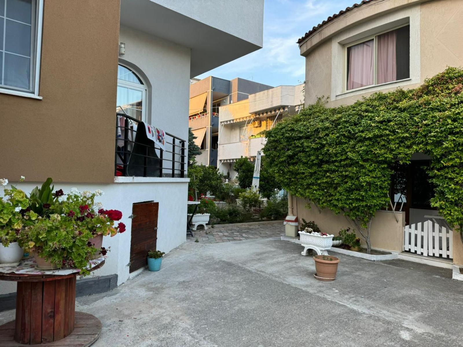 Guesthouse Novi ดูร์เรส ภายนอก รูปภาพ