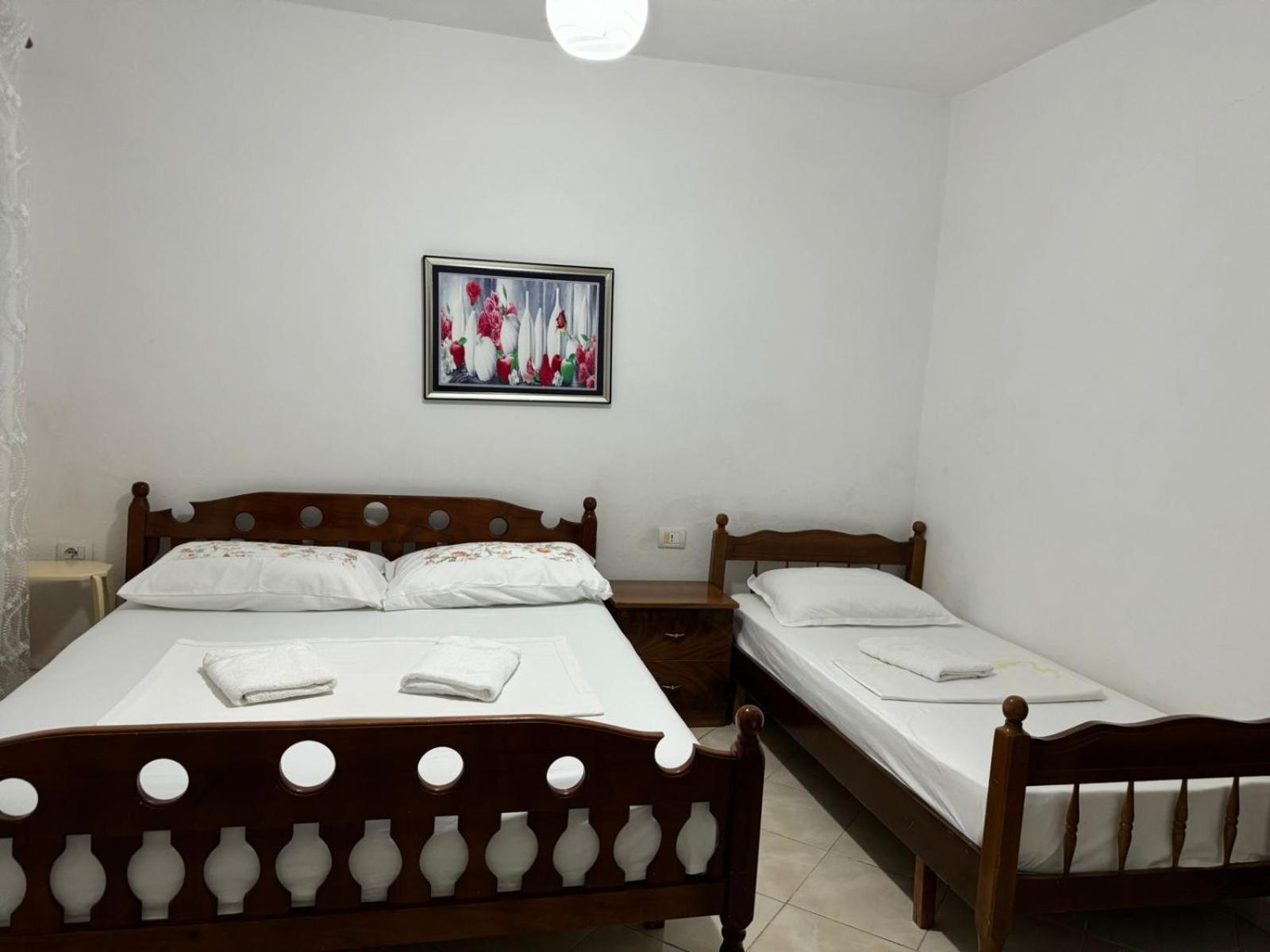 Guesthouse Novi ดูร์เรส ภายนอก รูปภาพ