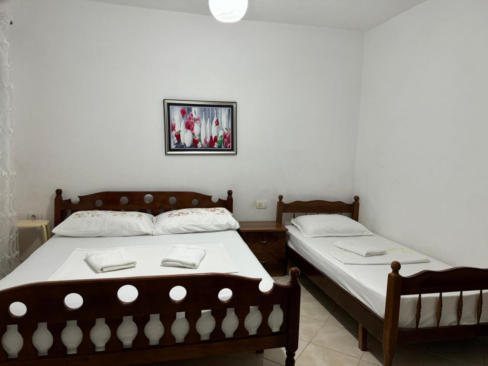 Guesthouse Novi ดูร์เรส ภายนอก รูปภาพ