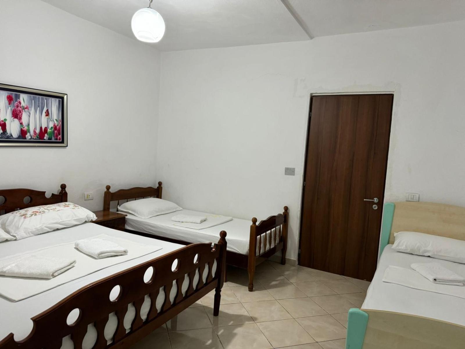 Guesthouse Novi ดูร์เรส ภายนอก รูปภาพ