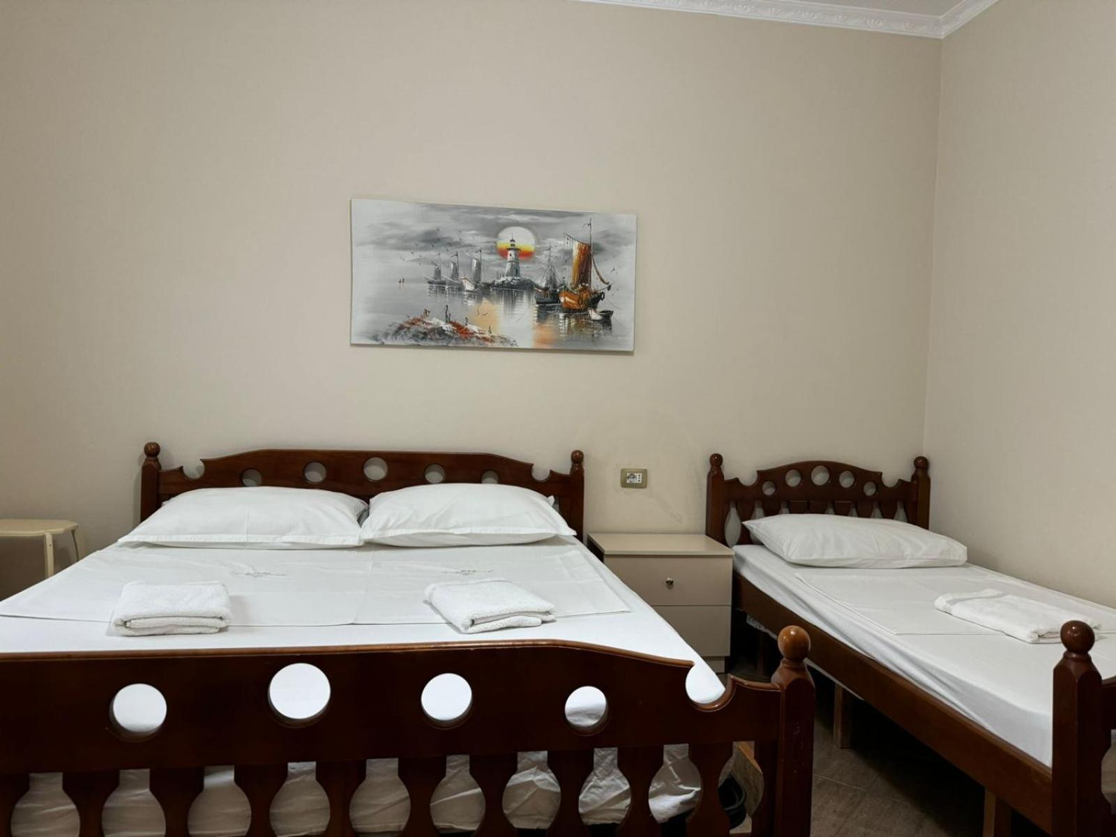 Guesthouse Novi ดูร์เรส ภายนอก รูปภาพ